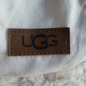 UGG Standard Pillowcase (Sham)